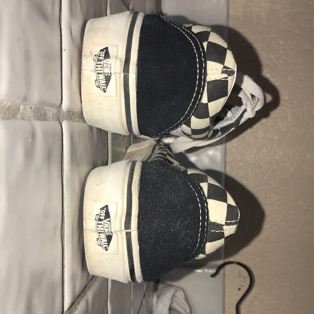 Vans - Picture 3 of 3